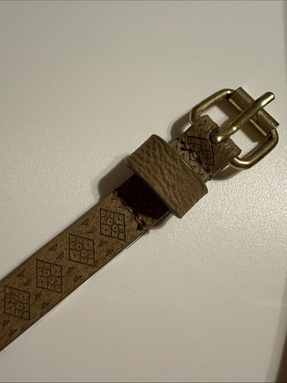 Steve Madden Women's Beige Chic Faux Leather Belt Size XL SKINNY  Embossed New